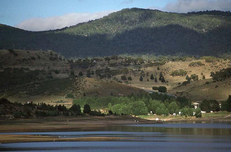 WT 0400 064-21 Australia.jpg